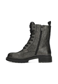 Bottines noires à finition métallique texturée, avec un laçage à l'avant, une fermeture éclair sur le côté et une semelle en caoutchouc épaisse. Présente une languette à l'arrière.