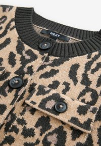 Strickjacke - brown leopard animal