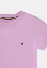 Tommy Hilfiger TEE 2 PACK - Camisola interior - sweet blue/luminous lilac