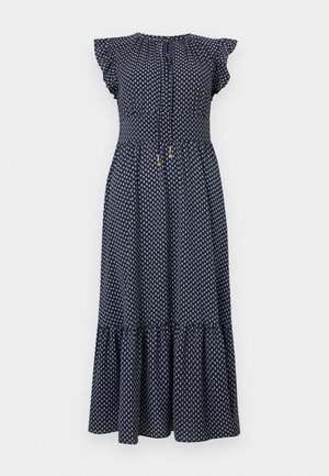 Robe midi bleu marine avec motif losanges blancs, manches papillon courtes, taille froncée, lien à l'avant avec perles dorées, et ourlet à volants.