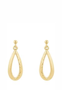 Ett par guldörhängen i tårform med en texturerad och hamrad yta som hänger från små guldkulestift.