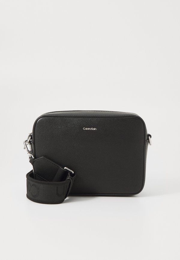 SMALL CAMERA BAG - Umhängetasche
