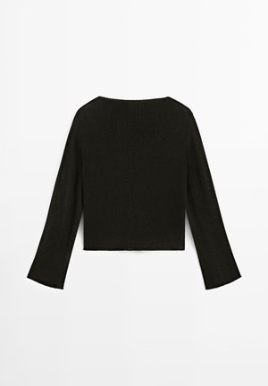 Zwart cropped trui met lange mouwen, een rechte zoom en brede mouwen, plat gelegd op een witte achtergrond.