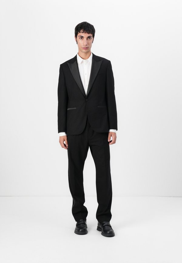 KARL TEAGAN SET - Suit