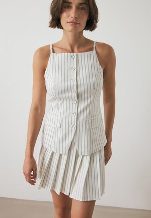 Falda acampanada - cream black