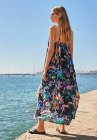 Next TEXTURED VOLUME REGULAR FIT - Maxi šaty - navy blue floral