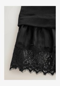 Valitud, black
