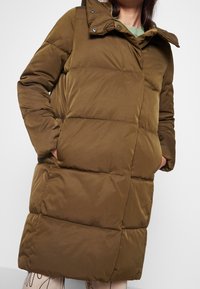 Vero Moda Abrigo de invierno - olive