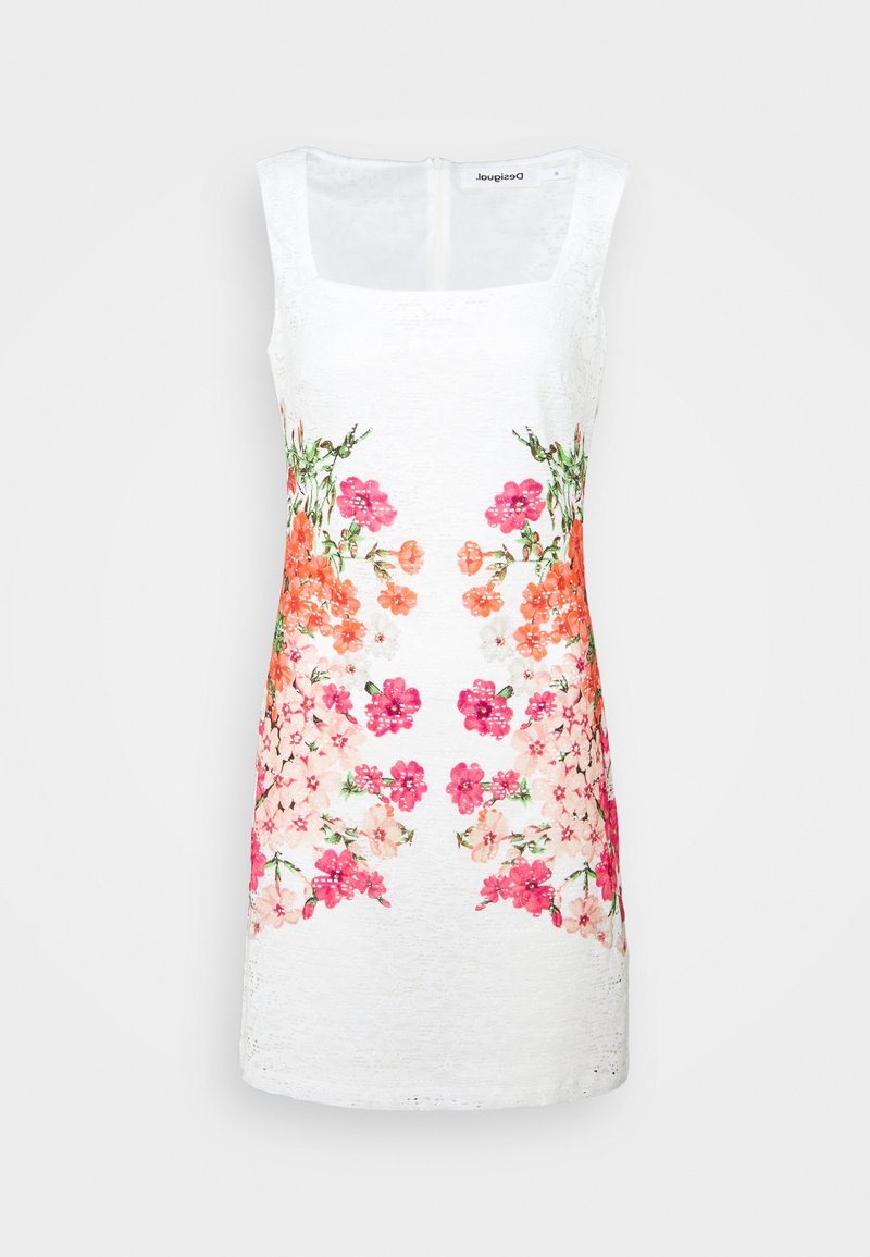 Robe en dentelle blanche avec un imprimé floral dans des tons de rose et d'orange, un décolleté carré et une coupe ajustée. Fermeture éclair au dos.
