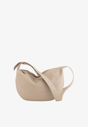 Beige Lederschultertasche mit geschwungener Form, verstellbarem Riemen und einer weichen, strukturierten Oberfläche. Verfügt über eine geraffte Öffnung mit dezenten Nähten.