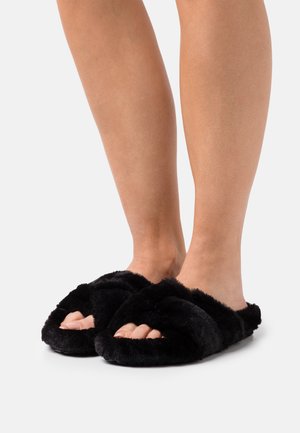 Tamaris Pantolette flach - black