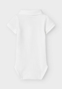 Body polo bianco a maniche corte con colletto classico, realizzato in morbido cotone, con chiusura a pressione sul fondo.