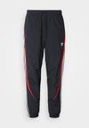 ARCHIVE - Pantalones deportivos - black/better scarlet