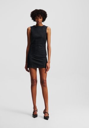 COATED DRESS - Robe en jean - black