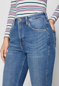 Lee Vaqueros bootcut - blue denim