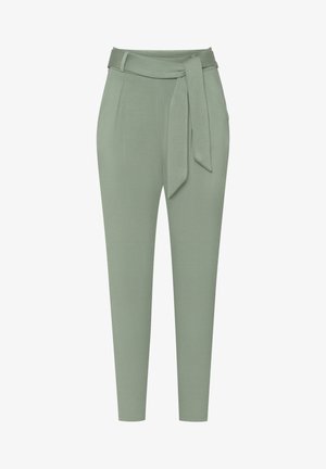 Lichtgroene, hoogwaisted broeken met een strikceintuur, geplooide voorkant en taps toelopende pijpen. Zachte textuur en gladde afwerking, geschikt voor verschillende stijlen.