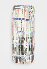 Jupe crayon élégante avec un motif à carreaux multicolore en blanc, noir, vert, orange et bleu. Elle est dotée d'une ceinture en tissu assortie.