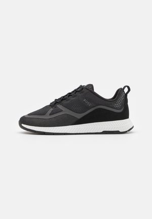 TITANIUM RUNN - Baskets basses - black