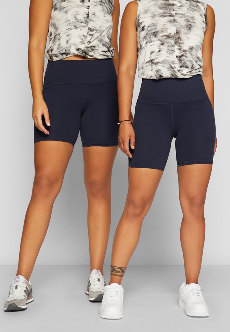 Athleta SALUTATION STASH POCKET SHORT Legging navy/donkerblauw