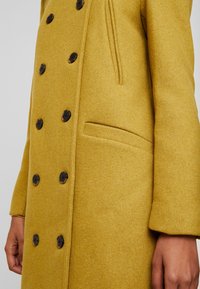 Selected Femme Klasický kabát - olive