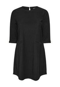 Vestito nero realizzato in morbido tessuto, con scollatura arrotondata, maniche a tre quarti e due tasche frontali con sottili accenti dorati.