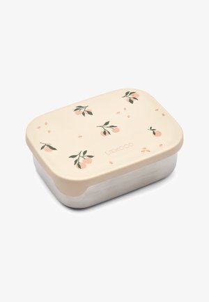 Rechthoekige bento-doos met een perzikkleurig deksel dat is versierd met groene bladeren en perzikpatronen, en een zilveren aluminium basis.