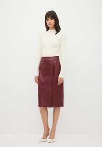 adL Kynähame - claret red