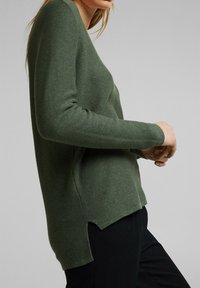 Esprit Pulover - khaki green