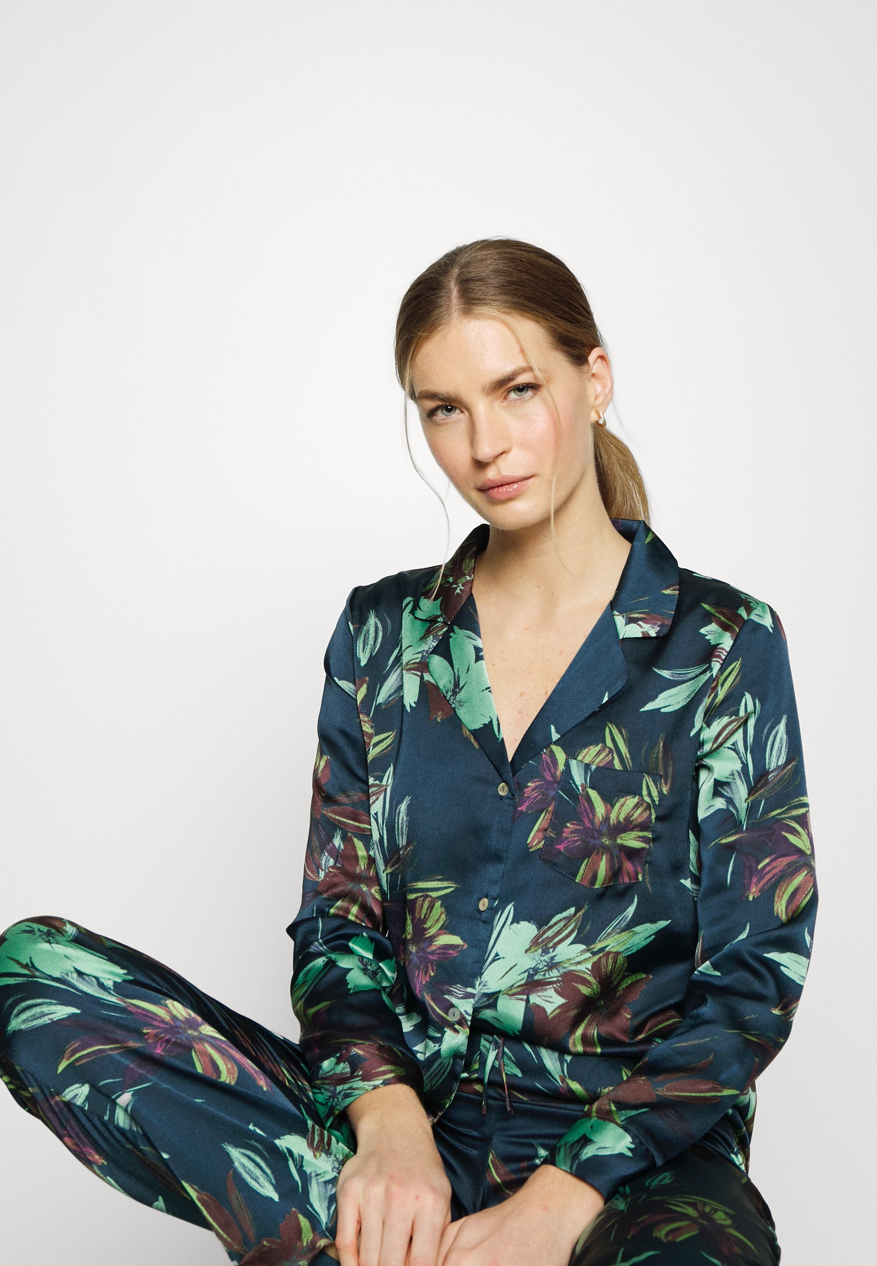 etam pyjamas