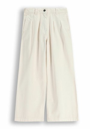 Kremowe spodnie o szerokich nogawkach, z fałdami z przodu, kieszeniami bocznymi, szlufkami na pasek i zapięciem na guzik w talii.