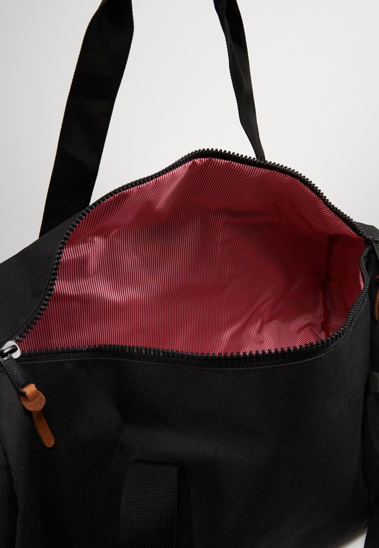 herschel holdall uk