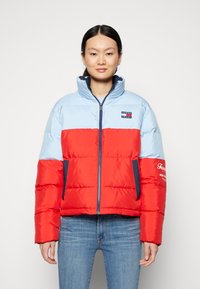 Tommy Jeans ARCHIVE MODERN PUFFER JACKET - Vinterjakke - deep crimson/multi