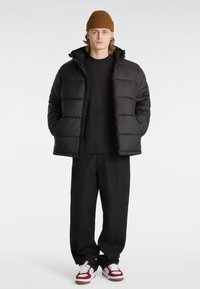 Vans MTE HILLGATE PUFFER - Giacca invernale - black