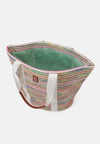 Sac fourre-tout tissé coloré avec des rayures horizontales en rose, vert et jaune. Doté de poignées de couleur claire et d'une doublure intérieure vert menthe.