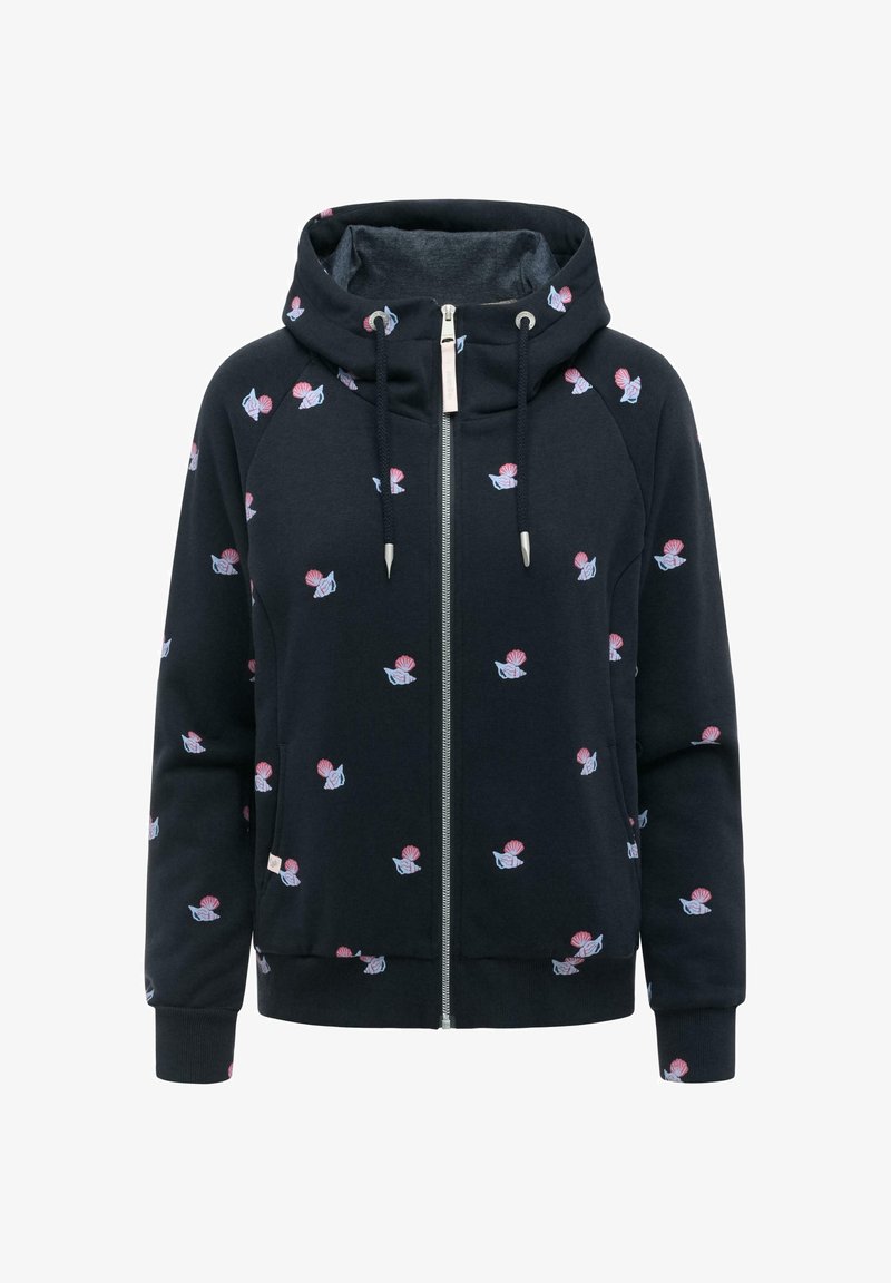 Marineblå hettejakke med glidelås og snor i hetten, med rosa og hvitt skallmønster og ribbekanter på ermene og nederst.