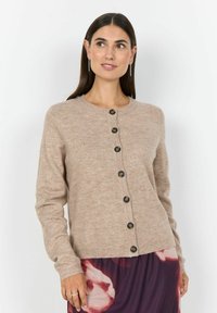 Beige nappakardigan made of soft knit material with long sleeves, featuring black buttons down the front and ribbed cuffs and hem.