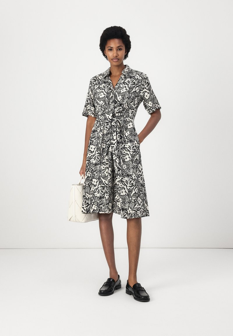 elegant white and black dress Berylove Women Formal with Slit Off the Shoulder Satin Mermaid Evening Dress Color:BLACK CREAM Featuring a delicate black Bridesmaid Dress -  Slit Backless Dress Helen Dress Navy Floral Print Emma