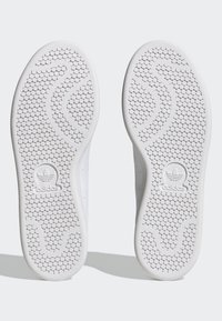 adidas Originals STAN SMITH - Matalavartiset tennarit - cloud white silver metallic gold metallic