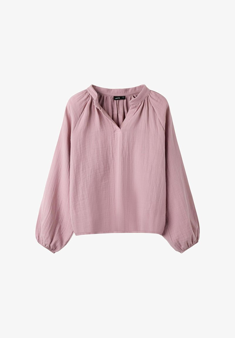 Pikkade varrukatega heleroosa pluus V-kaelusega, õlgadel kogutud detailid ja elastsed mansetid; tehtud tekstuurse, kergest kangast.