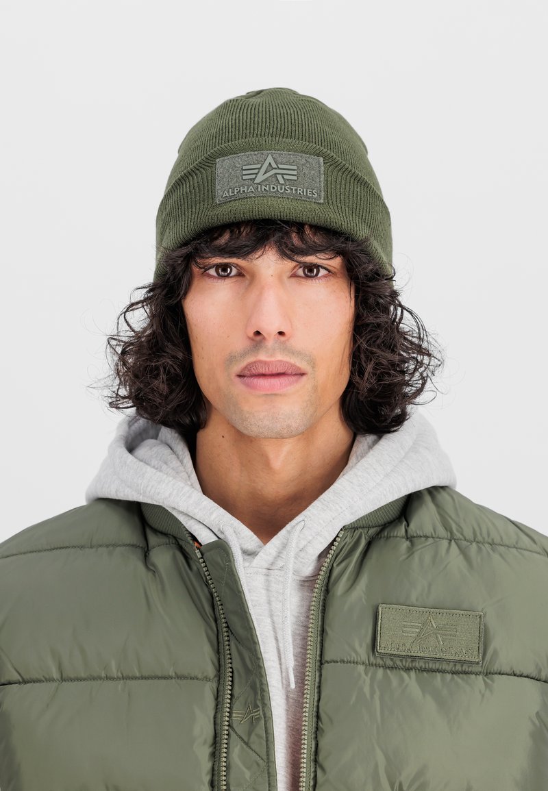 Alpha Industries VLC - Megzta kepurė - dark green