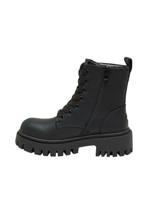 Schwarzer Leder-Kampfstiefel mit grober Profilsohle, seitlichem Reißverschluss, Schnürung vorne und Zuglasche hinten.