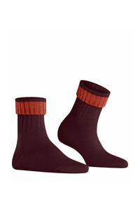 Chaussettes bordeaux avec une bordure rouge côtelée, présentant une texture lisse et un design classique de longueur cheville.