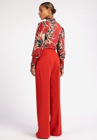 Aaiko SONJA FANCY - Broek - lava red