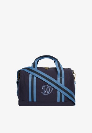 Granatowa torba typu duffel wykonana z tkaniny, z jasnoniebiesko-czarnymi paskowanymi uchwytami i paskiem na ramię, haftowane monogram z przodu.