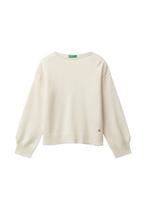 - Sweter