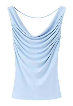 Svetlomodrý tielkový top s padajúcim kapucňovým výstrihom a tenkými ramienkami, vyrobený z hladkej, prúdiacej látky.