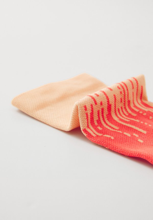 PERFORMANCE RUN CREW SOCK UNISEX - Sports socks3