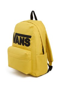 Zaino Vans giallo in nylon con una grande tasca frontale, dotato di un logo nero. Il design include spallacci imbottiti e una forma arrotondata.