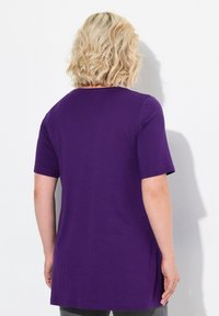 Ulla Popken T-shirt basic - deep violet