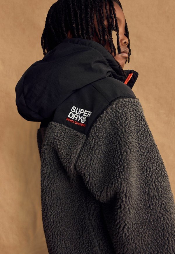 REGULAR FIT - BORG ZIP THROUGH HOODED  - Fleecejacke